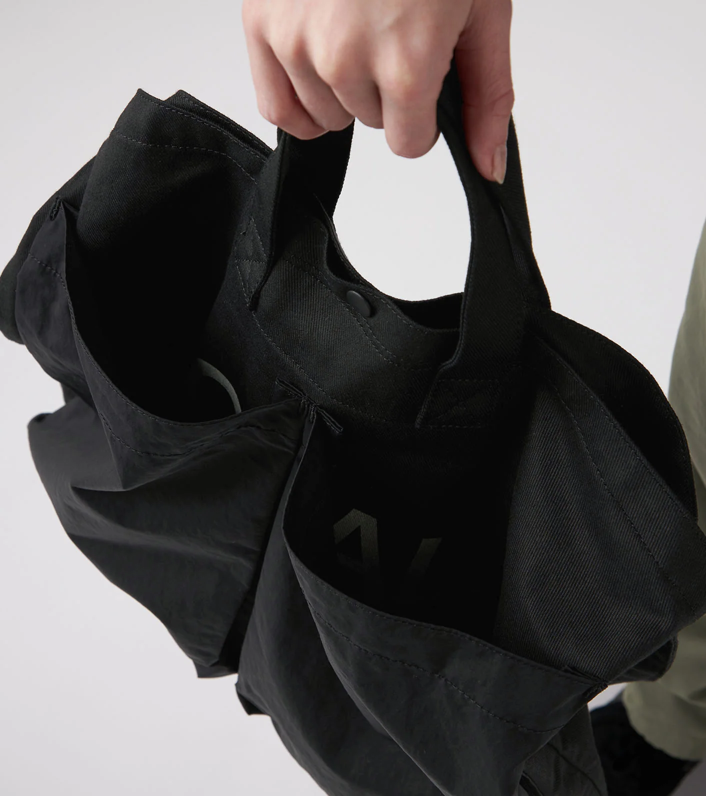 OOAL Tote Bag - Image 7